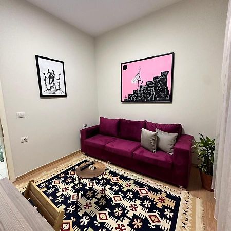 New Apartment In Bllok 티라나 외부 사진